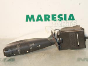 Used Indicator switch Citroen Xsara Picasso (CH) 2.0 HDi 90 Price € 25,00 Margin scheme offered by Maresia Parts