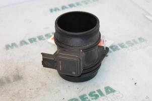 Used Airflow meter Peugeot 607 (9D/U) 2.7 HDi V6 24V Price € 35,00 Margin scheme offered by Maresia Parts