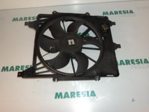 Used Fan motor Renault Clio II Societe (SB) 1.5 dCi 65 Price € 29,95 Margin scheme offered by Maresia Parts