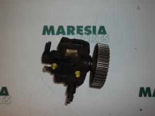 Używane Mechaniczna pompa paliwa Peugeot 406 Cena € 105,00 Procedura marży oferowane przez Maresia Parts