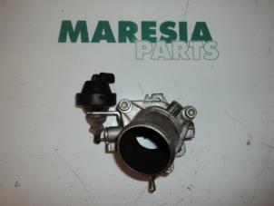 Używane Przepustnica Alfa Romeo 156 Sportwagon (932) 1.9 JTD 16V Cena € 75,00 Procedura marży oferowane przez Maresia Parts