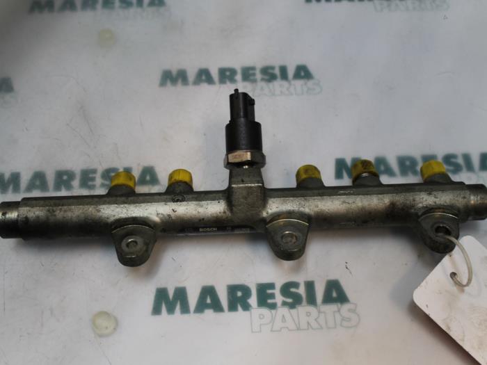 Usagé Système d'injection Fiat Doblo (223A/119) 1.9 JTD Prix € 50,00 Règlement à la marge proposé par Maresia Parts