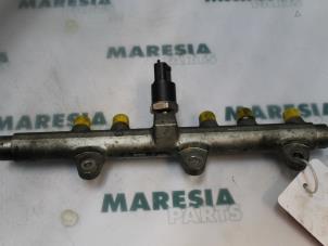 Usados Galería (inyección) Fiat Doblo (223A/119) 1.9 JTD Precio € 50,00 Norma de margen ofrecido por Maresia Parts