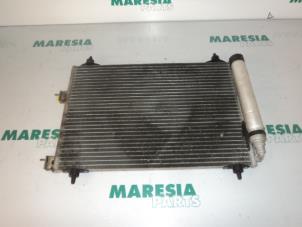 Usados Condensador de aire acondicionado Peugeot 307 (3A/C/D) 1.6 16V Precio € 30,00 Norma de margen ofrecido por Maresia Parts