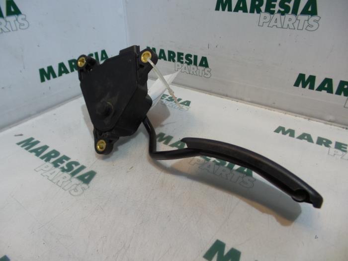 Gebrauchte Gaspedalposition Sensor Renault Megane II Grandtour (KM) 1.9 dCi 120 Preis € 35,00 Margenregelung angeboten von Maresia Parts