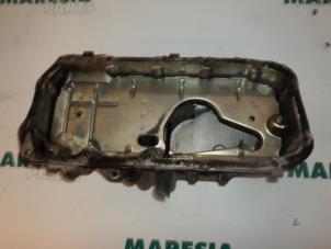 Używane Miska olejowa Alfa Romeo 147 (937) 1.9 JTD 115 Cena € 75,00 Procedura marży oferowane przez Maresia Parts