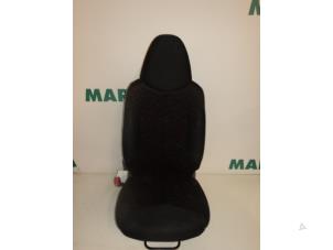 Used Seat, left Peugeot 107 1.0 12V Price € 69,99 Margin scheme offered by Maresia Parts