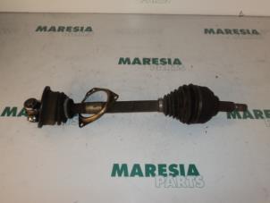 Used Front drive shaft, left Renault Espace (JK) 2.2 dCi 16V Price € 75,00 Margin scheme offered by Maresia Parts