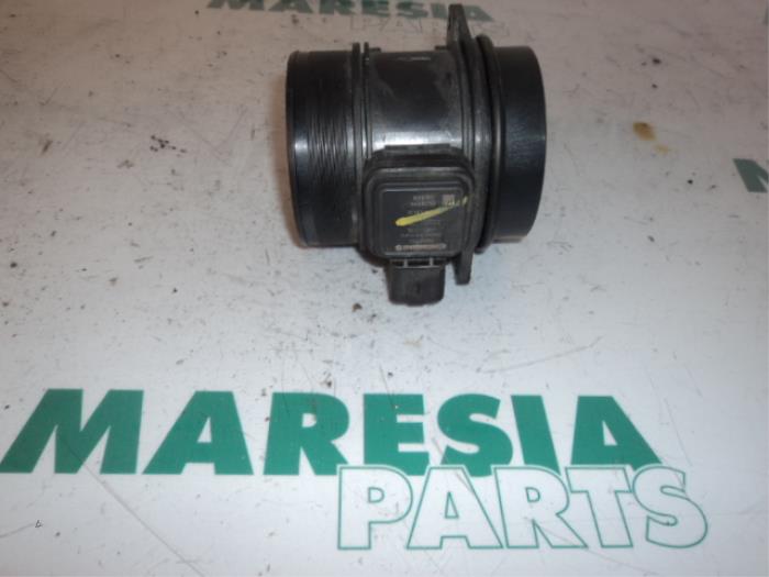 Gebrauchte Luftmengenmesser Fiat Scudo (270) 2.0 D Multijet Preis € 35,00 Margenregelung angeboten von Maresia Parts