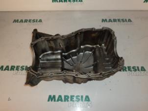 Used Sump Renault Clio II Societe (SB) 1.5 dCi 65 Price € 30,00 Margin scheme offered by Maresia Parts