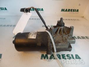Used Front wiper motor Lancia Phedra 2.2 JTD 16V Price € 65,00 Margin scheme offered by Maresia Parts