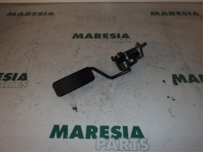 Gebrauchte Gaspedalposition Sensor Renault Scénic II (JM) 2.0 16V Preis € 35,00 Margenregelung angeboten von Maresia Parts