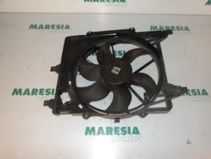 Used Fan motor Renault Kangoo Express (FC) 1.5 dCi 65 Price € 40,00 Margin scheme offered by Maresia Parts