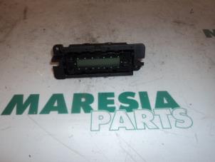 Używane Wyswietlacz wewnetrzny Citroen Xsara Break (N2) 1.6i 16V Cena € 10,00 Procedura marży oferowane przez Maresia Parts