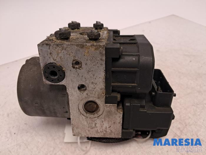 Gebrauchte ABS Pumpe Alfa Romeo 156 (932) 1.9 JTD Preis € 45,00 Margenregelung angeboten von Maresia Parts