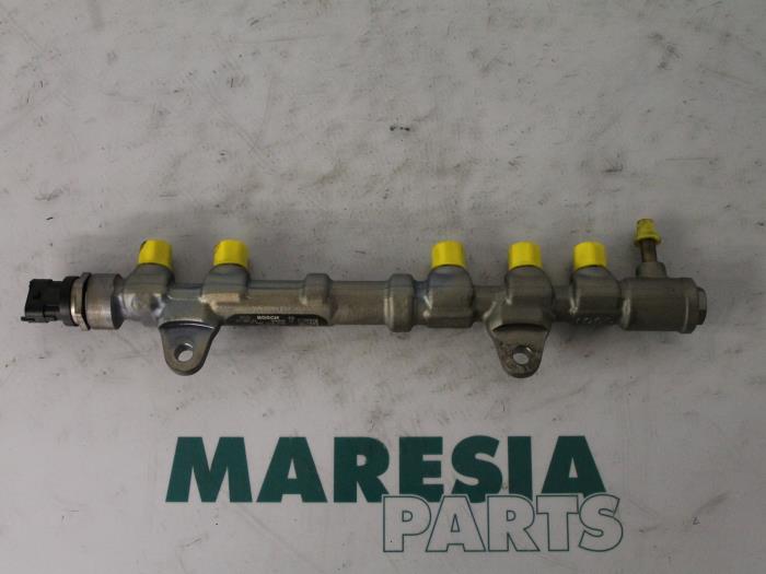 Used Citroen Nemo (AA) 1.3 HDi 75 Fuel injector nozzle 0445214239 FHZ