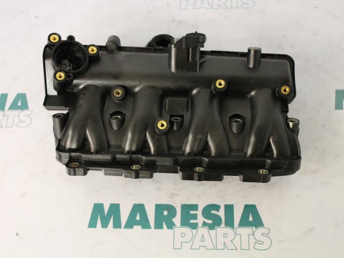 Używane Kolektor dolotowy Citroen Nemo (AA) 1.3 HDi 75 Cena € 54,45 Z VAT oferowane przez Maresia Parts