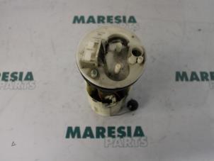 Usagé Pompe carburant électrique Alfa Romeo 156 (932) 1.9 JTD Prix € 50,00 Règlement à la marge proposé par Maresia Parts