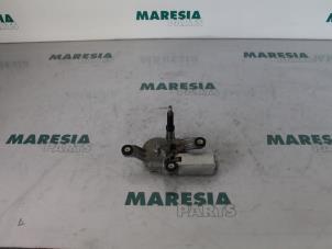 Used Rear wiper motor Fiat Bravo (198A) 1.6 JTD Multijet 105 Price € 35,00 Margin scheme offered by Maresia Parts
