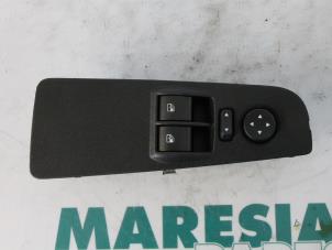Used Multi-functional window switch Fiat Bravo (198A) 1.6 JTD Multijet 105 Price € 50,00 Margin scheme offered by Maresia Parts