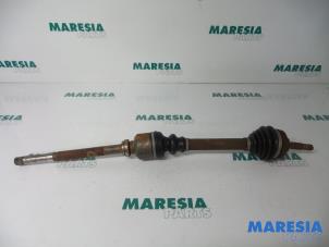 Used Front drive shaft, right Peugeot 206 (2A/C/H/J/S) 1.9 D Price € 50,00 Margin scheme offered by Maresia Parts