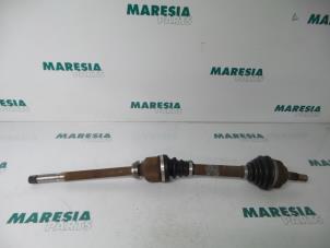 Used Front drive shaft, right Peugeot Partner Combispace 1.6 HDI 90 16V Price € 50,00 Margin scheme offered by Maresia Parts
