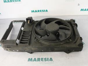 Gebrauchte Kühlrippe Motor Peugeot Partner Combispace 1.6 HDI 90 16V Preis € 75,00 Margenregelung angeboten von Maresia Parts
