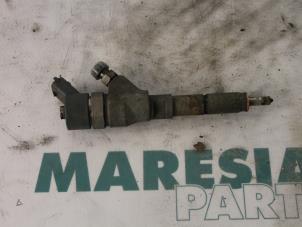 Used Injector (diesel) Peugeot 206 (2A/C/H/J/S) 2.0 XS,XT HDi Price € 50,00 Margin scheme offered by Maresia Parts
