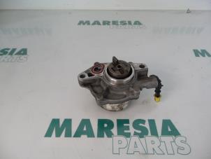 Używane Pompa prózniowa (Diesel) Peugeot 107 1.4 HDI Cena € 50,00 Procedura marży oferowane przez Maresia Parts