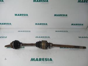 Used Front drive shaft, right Alfa Romeo GTV (916) 2.0 16V Twin Spark Price € 75,00 Margin scheme offered by Maresia Parts