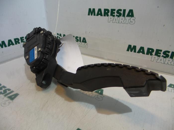 Gebrauchte Gaspedalposition Sensor Renault Laguna II Grandtour (KG) 2.2 dCi 150 16V Preis € 30,00 Margenregelung angeboten von Maresia Parts