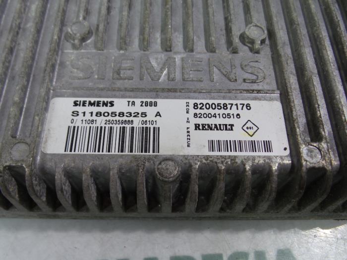 Automatic gearbox computer from a Renault Megane II (BM/CM) 1.6 16V 2006