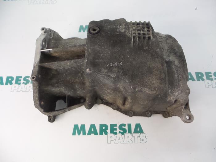Gebrauchte Ölwanne Renault Kangoo Express (FC) 1.5 dCi 65 Preis € 30,00 Margenregelung angeboten von Maresia Parts
