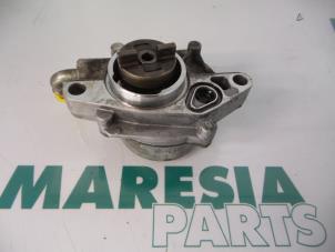 Usagé Pompe à vide (diesel) Peugeot 206 (2A/C/H/J/S) 1.4 HDi Prix € 35,00 Règlement à la marge proposé par Maresia Parts