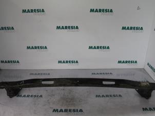 Used Rear bumper frame Renault Kangoo Express (FW) 1.5 dCi 70 Price € 50,00 Margin scheme offered by Maresia Parts