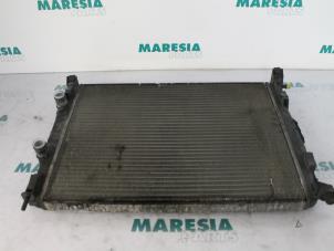Used Radiator Renault Megane II Grandtour (KM) 1.9 dCi 120 Price € 25,00 Margin scheme offered by Maresia Parts