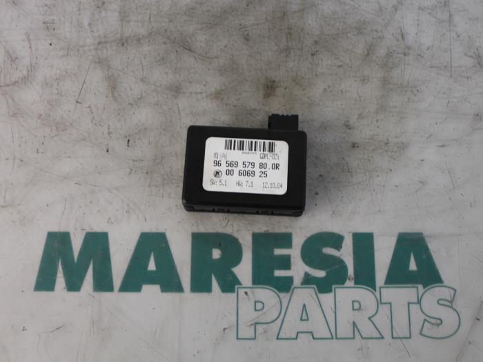 Begagnade Regnsensor Peugeot 206 (2A/C/H/J/S) 1.4 16V Pris € 60,00 Marginaltabell erbjuds av Maresia Parts