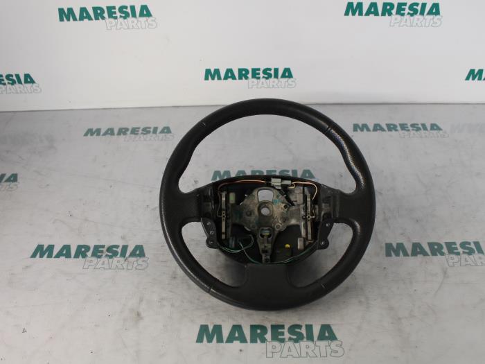 Begagnade Ratt Renault Grand Scénic II (JM) 2.0 16V Pris € 25,00 Marginaltabell erbjuds av Maresia Parts