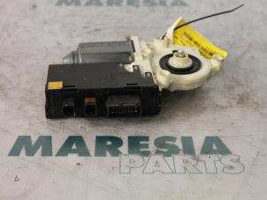 Gebrauchte Fenstermechanik 4-türig rechts vorne Lancia Phedra Preis € 157,50 Margenregelung angeboten von Maresia Parts