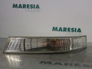 Gebrauchte Richtungsanzeiger links Renault Master Preis € 25,00 Margenregelung angeboten von Maresia Parts