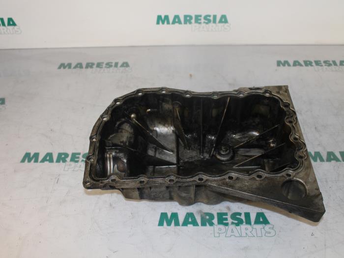 Gebrauchte Ölwanne Renault Megane II (BM/CM) 1.9 dCi 120 Preis € 30,00 Margenregelung angeboten von Maresia Parts