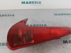 Used Taillight, left Peugeot 206 SW (2E/K) 1.4 Price € 30,00 Margin scheme offered by Maresia Parts
