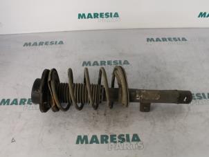 Used Front shock absorber rod, left Peugeot 206 SW (2E/K) 1.4 Price € 30,00 Margin scheme offered by Maresia Parts