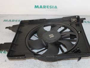 Used Fan motor Renault Megane II Grandtour (KM) 1.5 dCi 105 Price € 40,00 Margin scheme offered by Maresia Parts