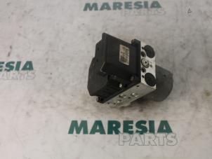 Used ABS pump Citroen Xsara Picasso (CH) 1.6 HDi 16V 110 Price € 131,25 Margin scheme offered by Maresia Parts