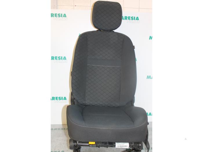 Gebrauchte Sitz links Renault Grand Scénic III (JZ) 1.4 16V TCe 130 Preis € 105,00 Margenregelung angeboten von Maresia Parts