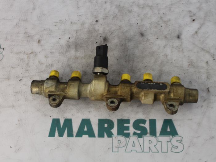 Usagé Système d'injection Alfa Romeo 156 (932) 1.9 JTD Prix € 105,00 Règlement à la marge proposé par Maresia Parts