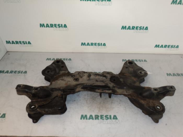 Usagé Faux châssis Citroen C3 Pluriel (HB) 1.4 HDi Prix € 70,00 Règlement à la marge proposé par Maresia Parts
