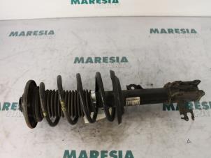 Gebrauchte Stoßdämpferstrebe links vorne Fiat Croma (194) Preis € 90,00 Margenregelung angeboten von Maresia Parts