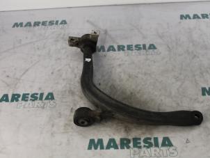 Used Front lower wishbone, right Citroen C5 I Break (DE) 2.0 HDi 110 Price € 20,00 Margin scheme offered by Maresia Parts